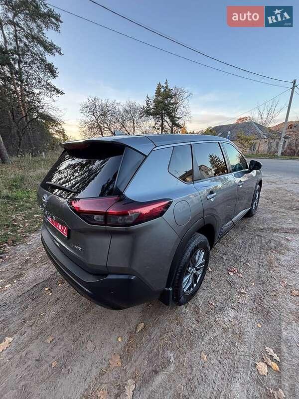 Внедорожник / Кроссовер Nissan Rogue 2021 в Боярке