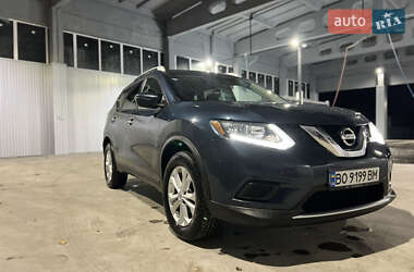 Позашляховик / Кросовер Nissan Rogue 2015 в Рівному