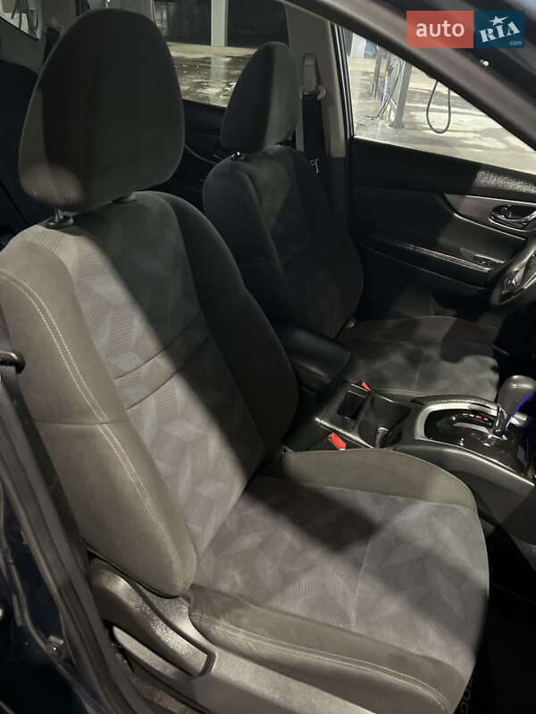 Внедорожник / Кроссовер Nissan Rogue 2015 в Ровно фото 46 Внедорожник / Кроссовер Nissan Rogue 2015 в Ровно