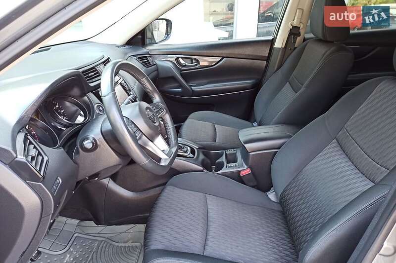 Внедорожник / Кроссовер Nissan Rogue 2017 в Днепре фото 10 Внедорожник / Кроссовер Nissan Rogue 2017 в Днепре