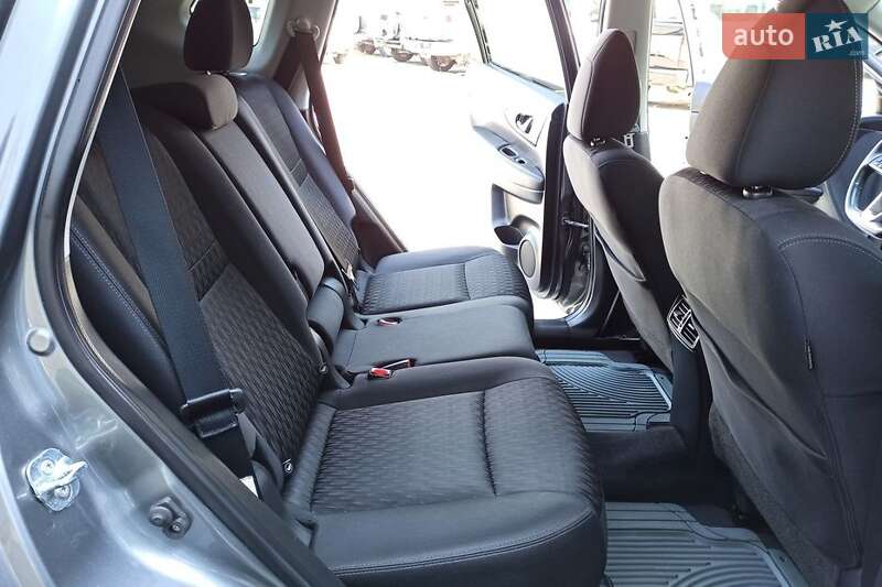 Внедорожник / Кроссовер Nissan Rogue 2017 в Днепре фото 13 Внедорожник / Кроссовер Nissan Rogue 2017 в Днепре