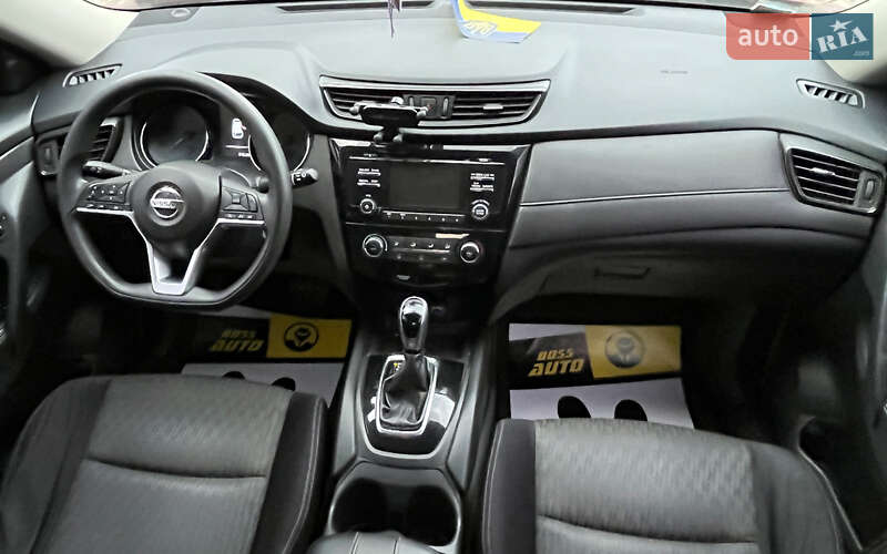 Внедорожник / Кроссовер Nissan Rogue 2017 в Коломые