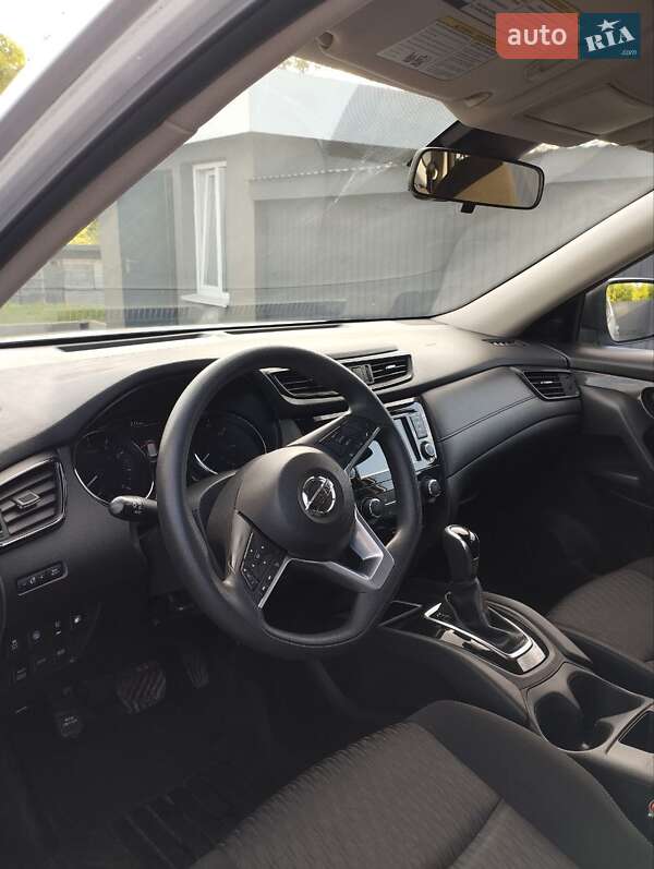 Позашляховик / Кросовер Nissan Rogue 2020 в Івано-Франківську