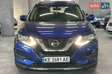 Внедорожник / Кроссовер Nissan Rogue 2018 в Каменском