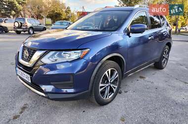 Позашляховик / Кросовер Nissan Rogue 2018 в Харкові