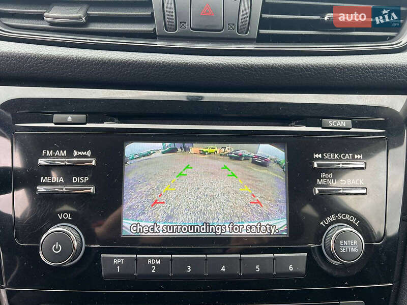 Внедорожник / Кроссовер Nissan Rogue 2017 в Львове