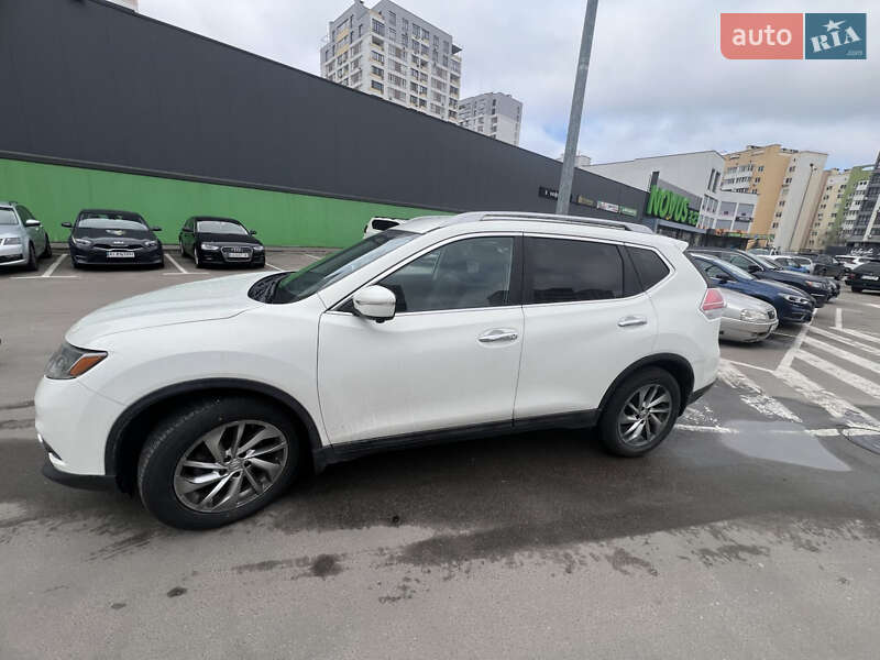 Внедорожник / Кроссовер Nissan Rogue 2014 в Вишневом фото 9 Внедорожник / Кроссовер Nissan Rogue 2014 в Вишневом