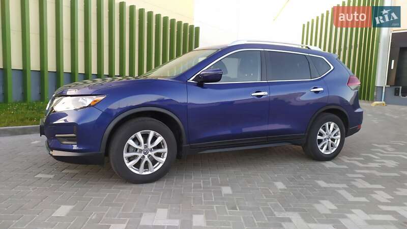 Внедорожник / Кроссовер Nissan Rogue 2018 в Киеве