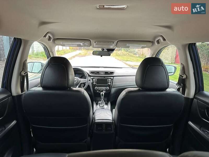 Внедорожник / Кроссовер Nissan Rogue 2020 в Ровно