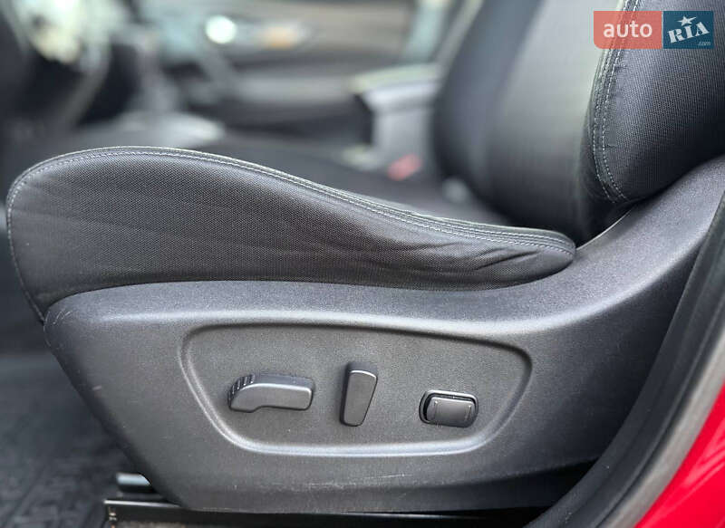 Внедорожник / Кроссовер Nissan Rogue 2016 в Днепре фото 29 Внедорожник / Кроссовер Nissan Rogue 2016 в Днепре