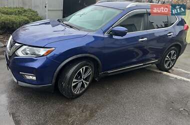 Внедорожник / Кроссовер Nissan Rogue 2018 в Харькове