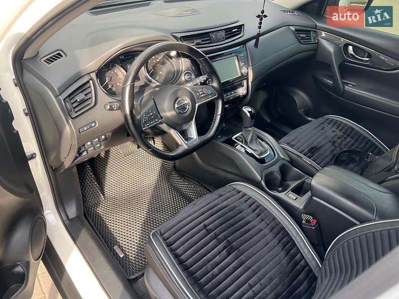 Внедорожник / Кроссовер Nissan Rogue 2019 в Глухове фото 8 Внедорожник / Кроссовер Nissan Rogue 2019 в Глухове