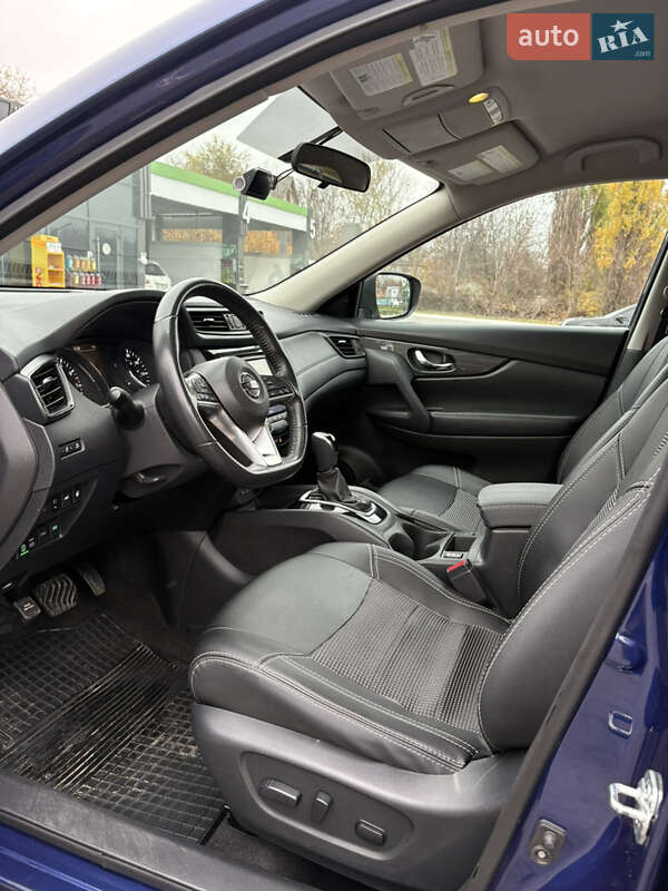 Внедорожник / Кроссовер Nissan Rogue 2018 в Харькове