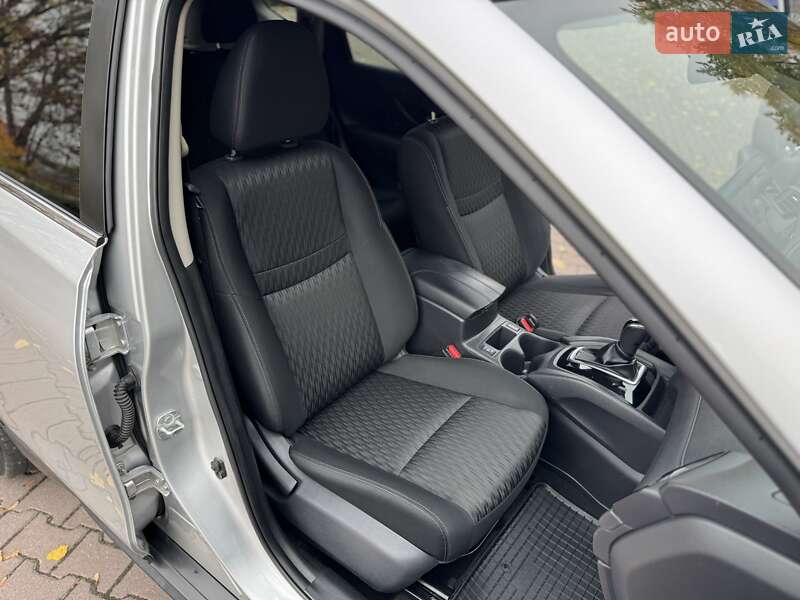 Внедорожник / Кроссовер Nissan Rogue 2018 в Миргороде фото 15 Внедорожник / Кроссовер Nissan Rogue 2018 в Миргороде