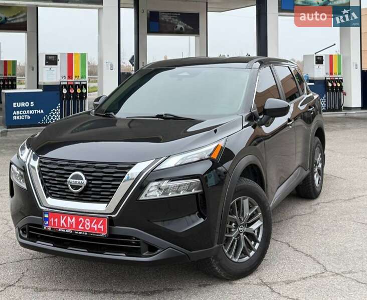 Внедорожник / Кроссовер Nissan Rogue 2021 в Днепре