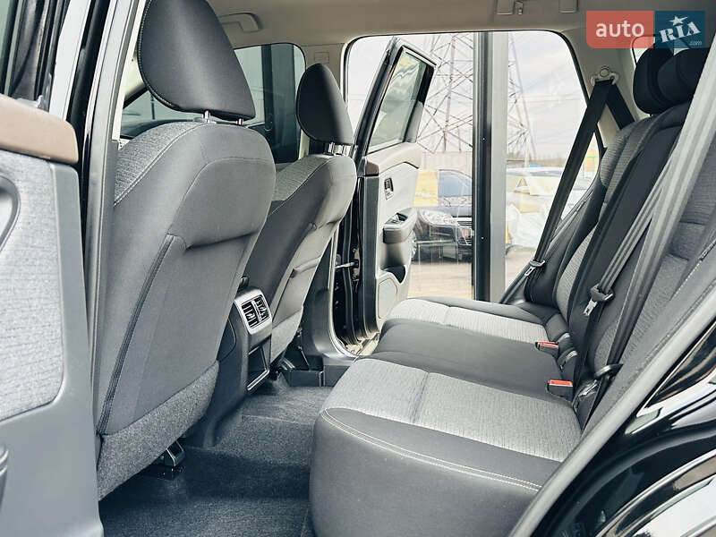 Позашляховик / Кросовер Nissan Rogue 2021 в Харкові