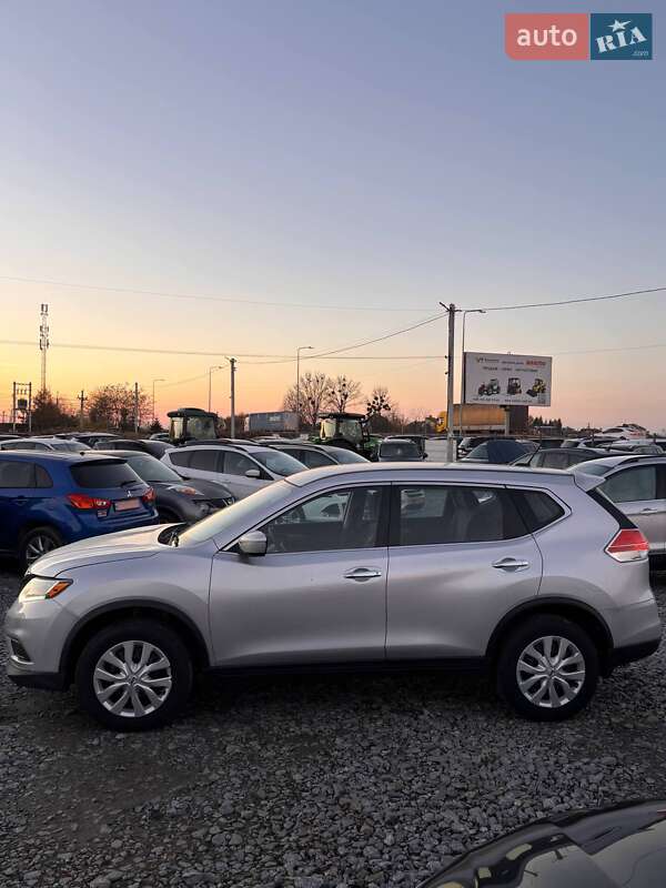 Внедорожник / Кроссовер Nissan Rogue 2015 в Львове