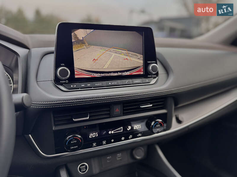 Внедорожник / Кроссовер Nissan Rogue 2023 в Самборе