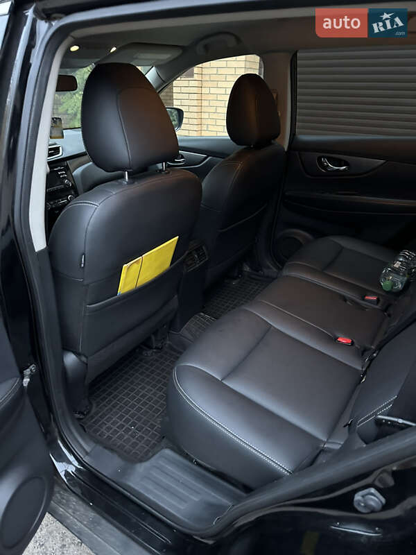 Внедорожник / Кроссовер Nissan Rogue 2015 в Одессе