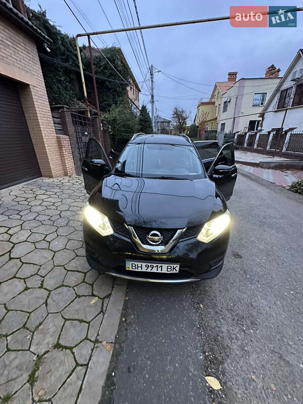 Внедорожник / Кроссовер Nissan Rogue 2015 в Одессе