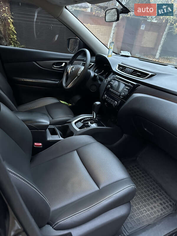 Внедорожник / Кроссовер Nissan Rogue 2015 в Одессе