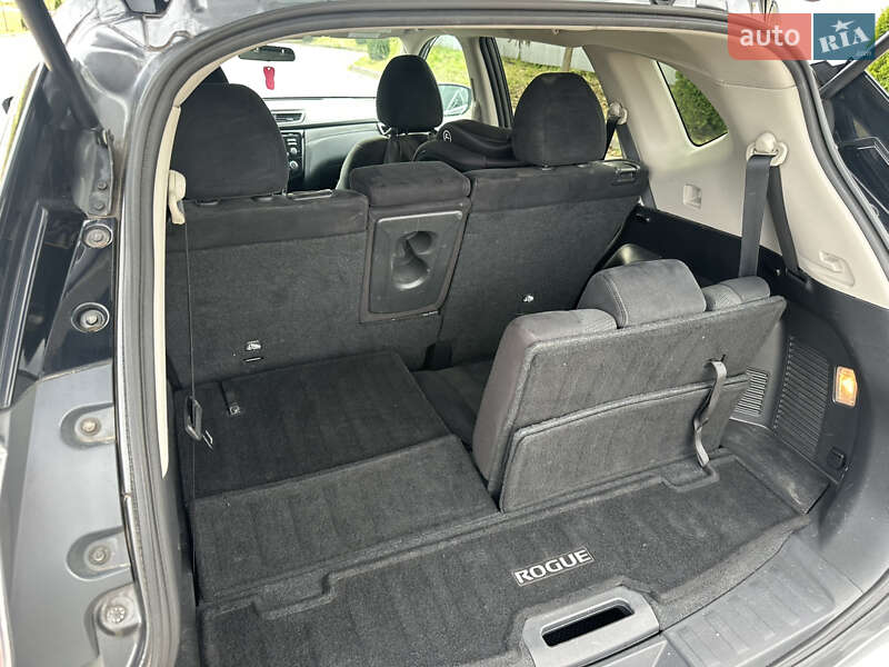 Внедорожник / Кроссовер Nissan Rogue 2015 в Львове