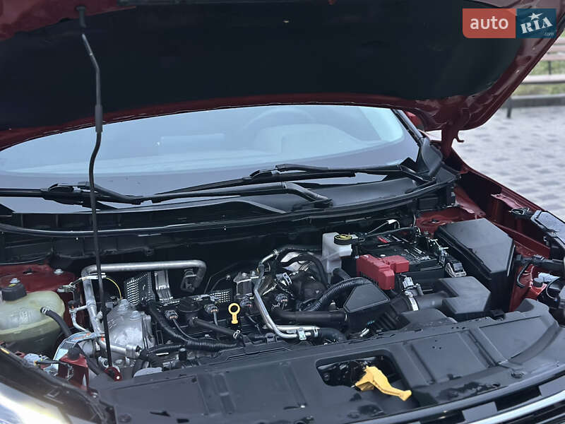 Внедорожник / Кроссовер Nissan Rogue 2021 в Белой Церкви