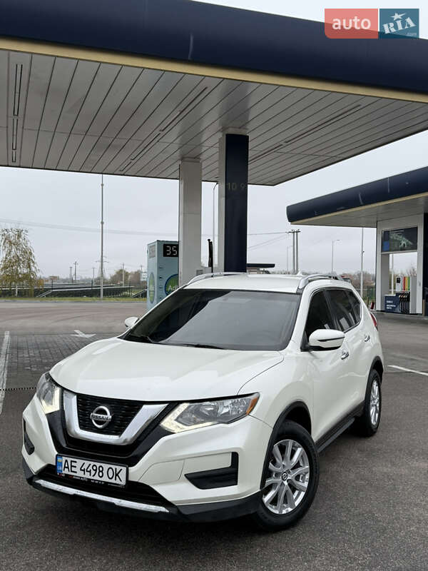 Внедорожник / Кроссовер Nissan Rogue 2017 в Днепре фото 5 Внедорожник / Кроссовер Nissan Rogue 2017 в Днепре