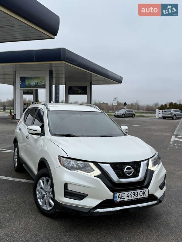 Внедорожник / Кроссовер Nissan Rogue 2017 в Днепре фото 8 Внедорожник / Кроссовер Nissan Rogue 2017 в Днепре