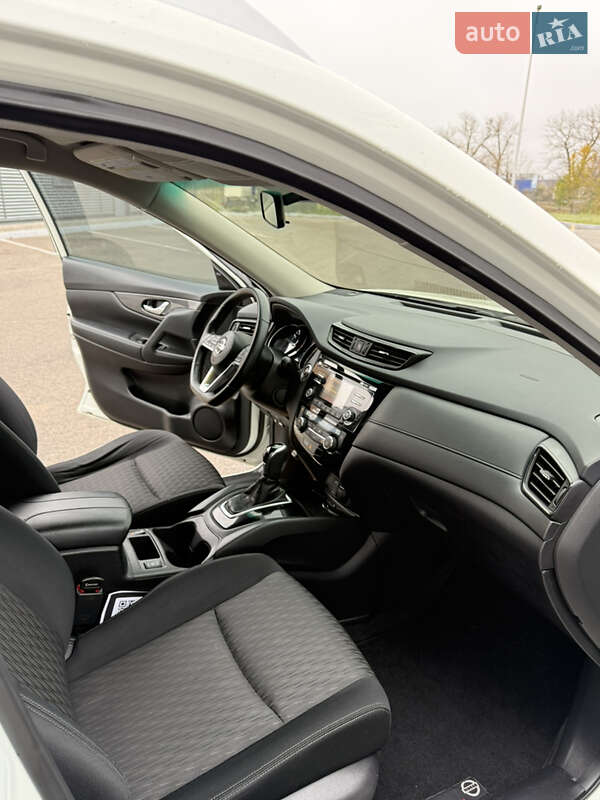 Внедорожник / Кроссовер Nissan Rogue 2017 в Днепре фото 22 Внедорожник / Кроссовер Nissan Rogue 2017 в Днепре