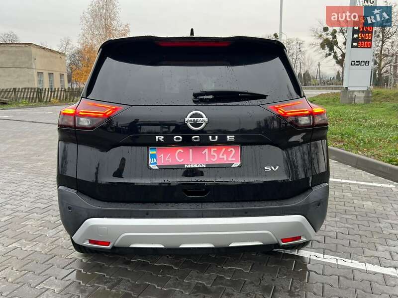 Позашляховик / Кросовер Nissan Rogue 2021 в Вінниці