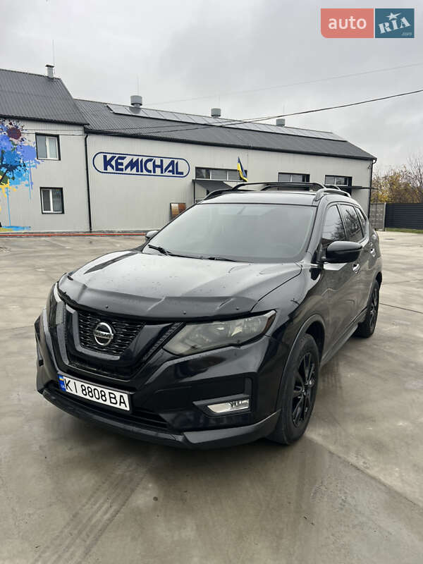 Позашляховик / Кросовер Nissan Rogue 2018 в Білій Церкві