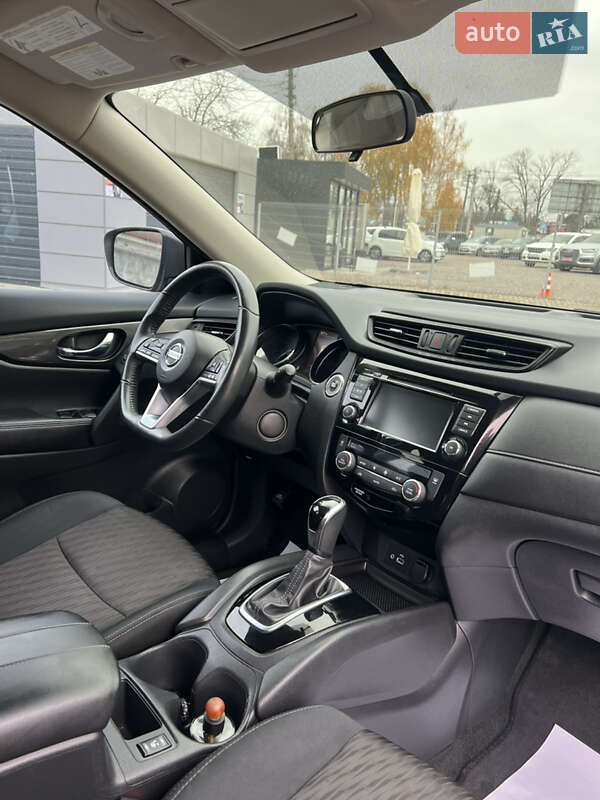 Позашляховик / Кросовер Nissan Rogue 2018 в Білій Церкві