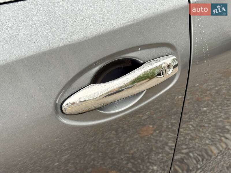 Позашляховик / Кросовер Nissan Rogue 2018 в Харкові