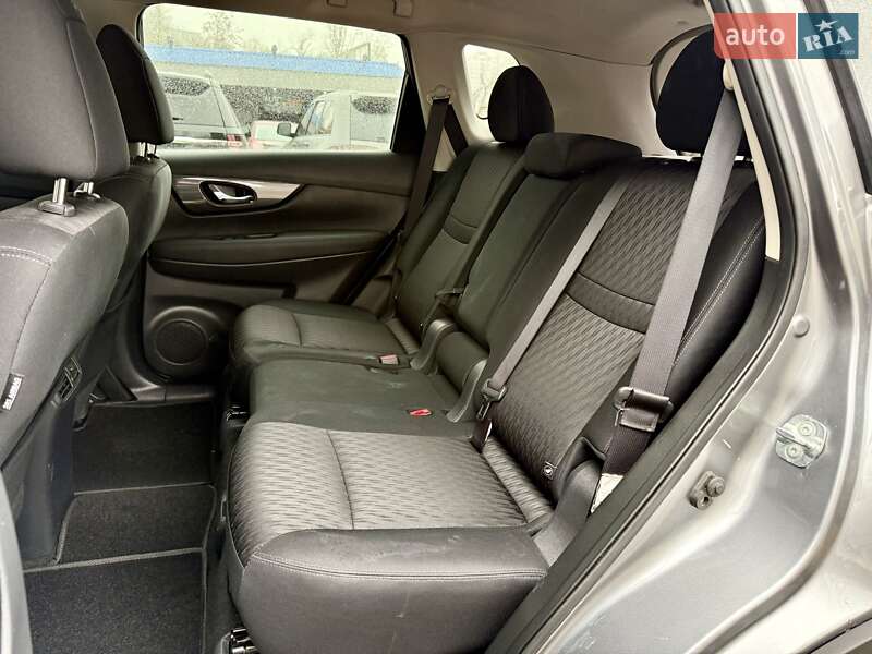 Позашляховик / Кросовер Nissan Rogue 2018 в Харкові