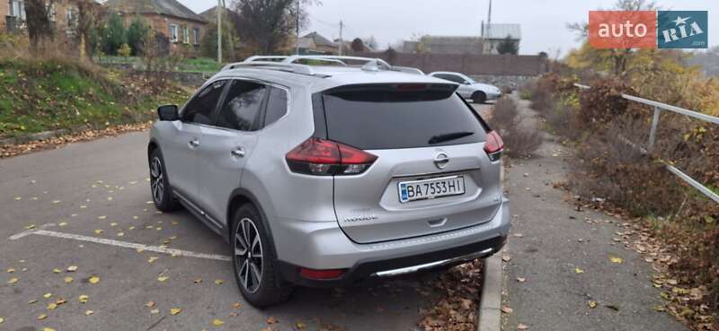 Внедорожник / Кроссовер Nissan Rogue 2018 в Кропивницком