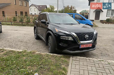 Позашляховик / Кросовер Nissan Rogue 2021 в Сумах