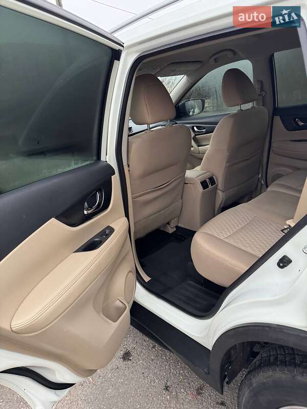 Внедорожник / Кроссовер Nissan Rogue 2019 в Харькове