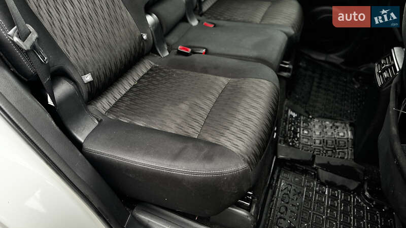 Внедорожник / Кроссовер Nissan Rogue 2017 в Черновцах фото 17 Внедорожник / Кроссовер Nissan Rogue 2017 в Черновцах