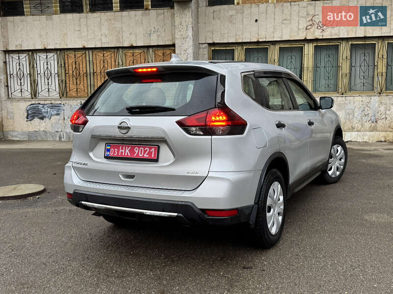 Внедорожник / Кроссовер Nissan Rogue 2018 в Ивано-Франковске