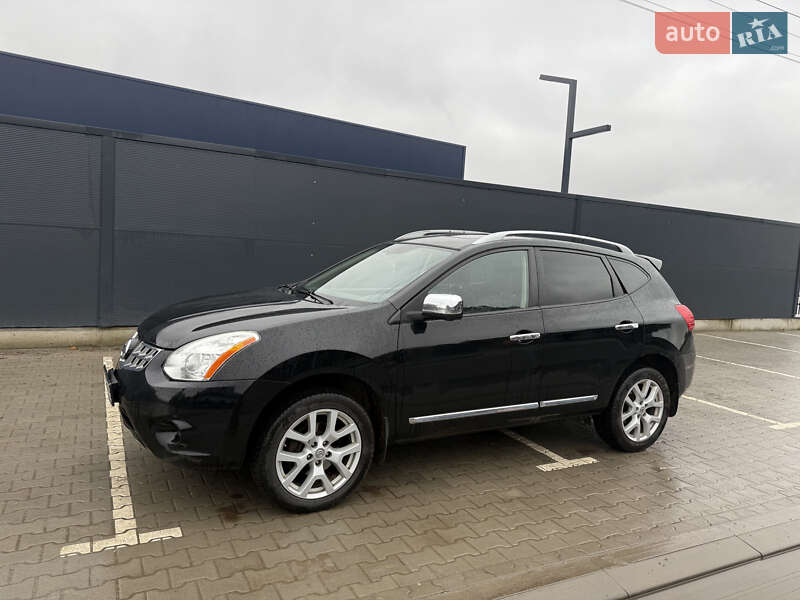 Внедорожник / Кроссовер Nissan Rogue 2012 в Луцке