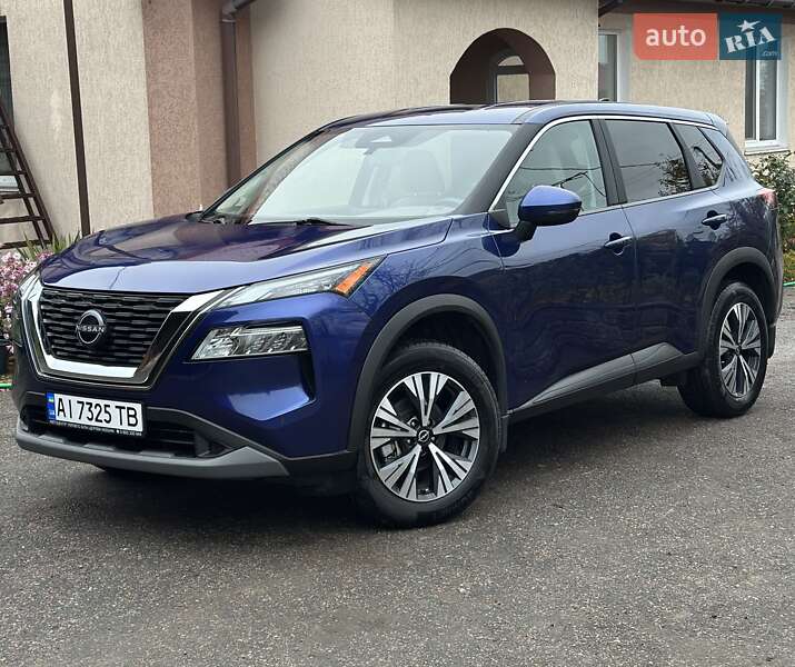 Внедорожник / Кроссовер Nissan Rogue 2022 в Киеве