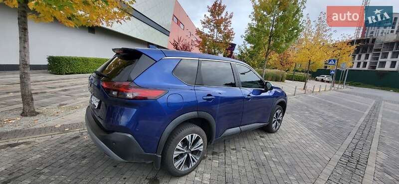 Позашляховик / Кросовер Nissan Rogue 2023 в Києві