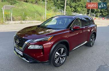 Внедорожник / Кроссовер Nissan Rogue 2022 в Житомире