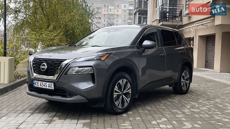 Внедорожник / Кроссовер Nissan Rogue 2023 в Днепре