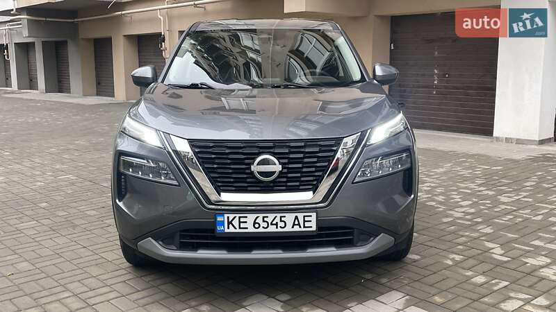 Внедорожник / Кроссовер Nissan Rogue 2023 в Днепре