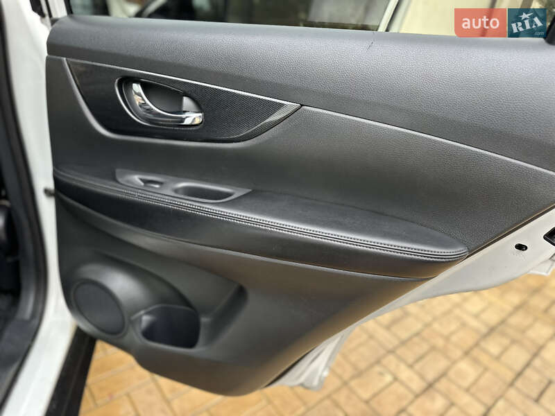 Внедорожник / Кроссовер Nissan Rogue 2016 в Одессе фото 45 Внедорожник / Кроссовер Nissan Rogue 2016 в Одессе