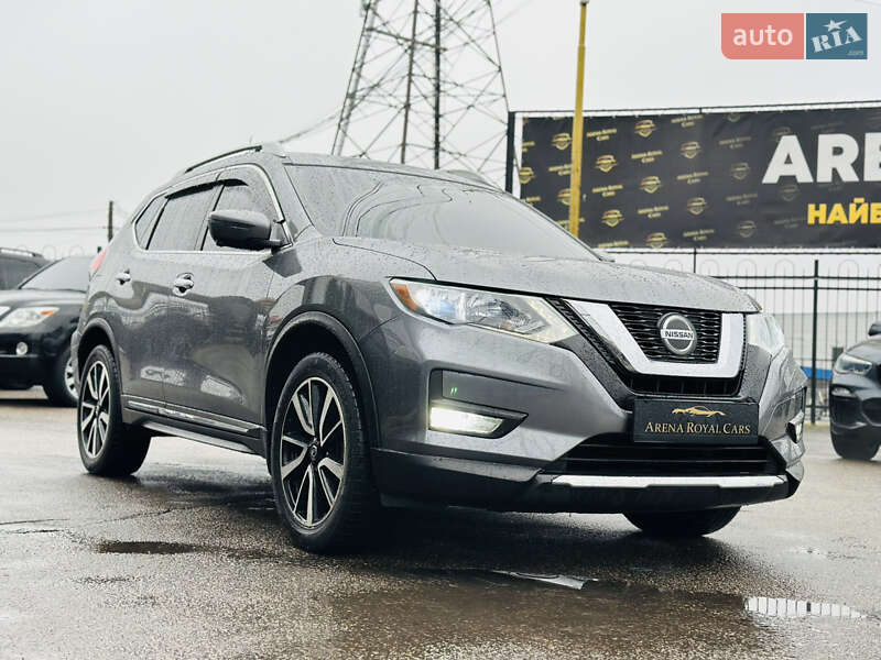 Внедорожник / Кроссовер Nissan Rogue 2018 в Харькове