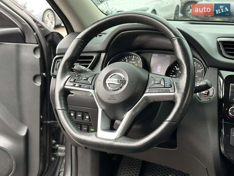 Внедорожник / Кроссовер Nissan Rogue 2018 в Харькове