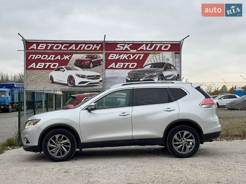 Внедорожник / Кроссовер Nissan Rogue 2015 в Киеве